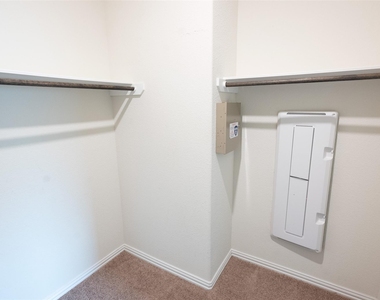 216 N Lynx Trail - Photo Thumbnail 40