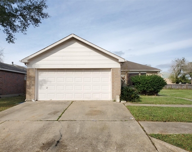 1413 Bridle Path Path - Photo Thumbnail 1
