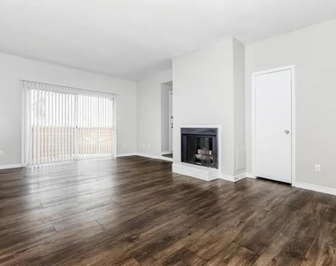 4400 Memorial Drive - Photo Thumbnail 12