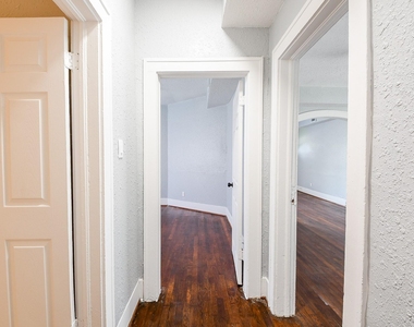3015 Isabella Street - Photo Thumbnail 17