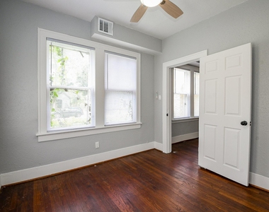 3015 Isabella Street - Photo Thumbnail 8