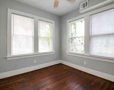 3015 Isabella Street - Photo Thumbnail 7