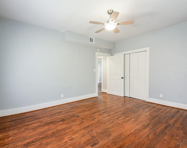 3015 Isabella Street - Photo Thumbnail 24