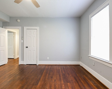 3015 Isabella Street - Photo Thumbnail 21