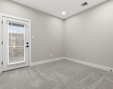9 Wellford Street - Photo Thumbnail 6