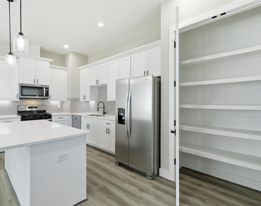 9 Wellford Street - Photo Thumbnail 14
