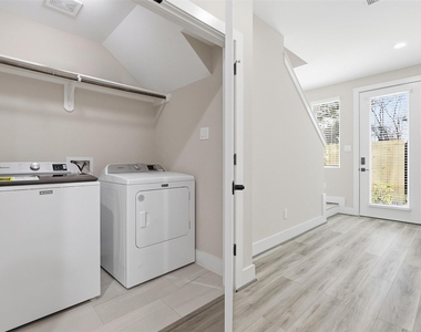 9 Wellford Street - Photo Thumbnail 4
