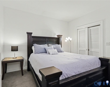 230 N 6th Street - Photo Thumbnail 13