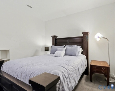 230 N 6th Street - Photo Thumbnail 14