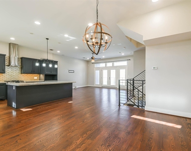 2422 Hadley Street - Photo Thumbnail 25