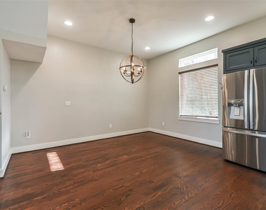2422 Hadley Street - Photo Thumbnail 20