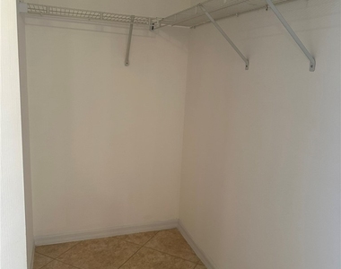 1915 Sw 13th Street - Photo Thumbnail 21