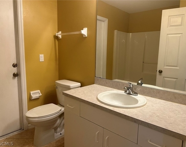 1915 Sw 13th Street - Photo Thumbnail 17
