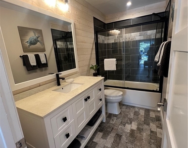 13226 Winsford Lane - Photo Thumbnail 14