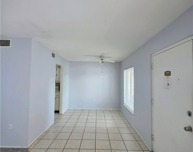 1830 Maravilla Avenue - Photo Thumbnail 9