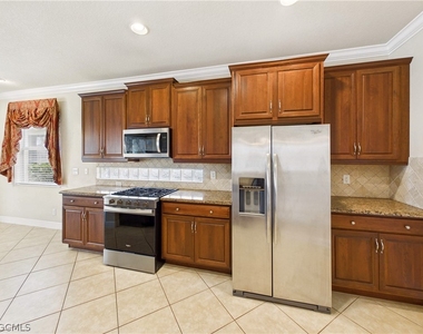 19721 Tesoro Way - Photo Thumbnail 12