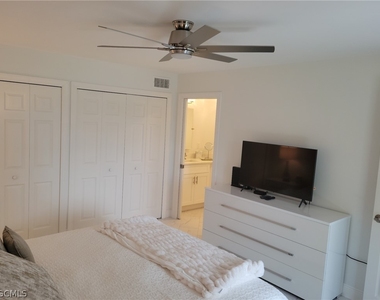 15091 Bagpipe Way - Photo Thumbnail 8
