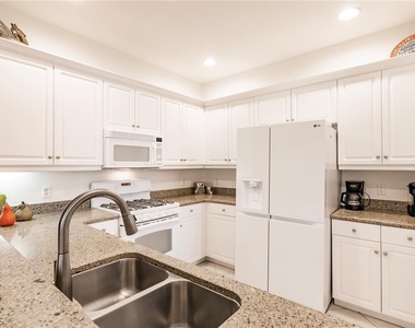 3100 Cottonwood Bend - Photo Thumbnail 11
