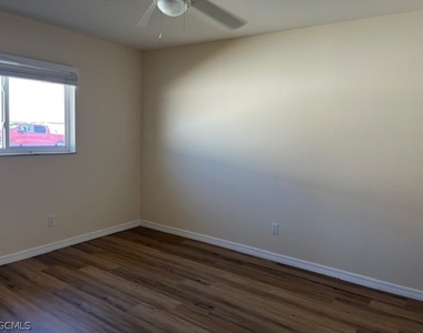 1316 Gleason Parkway - Photo Thumbnail 10