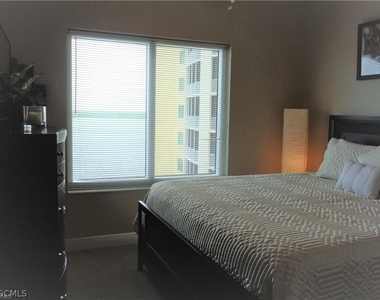 2743 1st Street - Photo Thumbnail 15