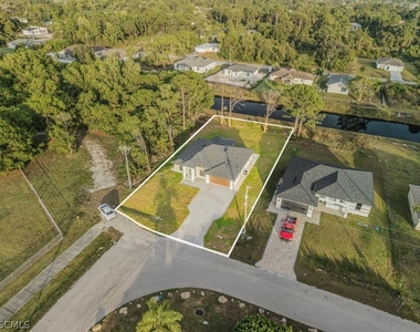541 Chalet Avenue S - Photo Thumbnail 36