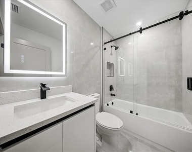 541 Chalet Avenue S - Photo Thumbnail 29