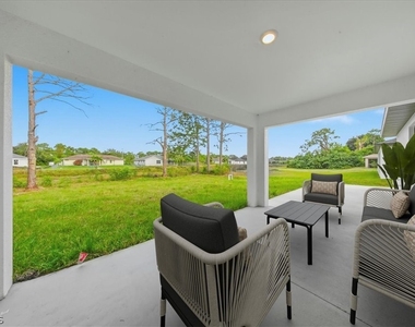 541 Chalet Avenue S - Photo Thumbnail 33