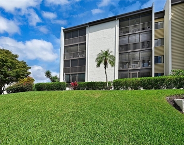 4821 S Landings Drive - Photo Thumbnail 35