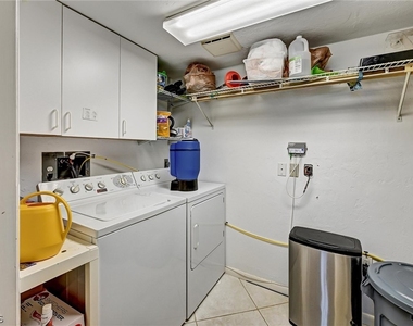 4821 S Landings Drive - Photo Thumbnail 31