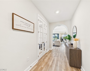 19563 Utopia Lane - Photo Thumbnail 10