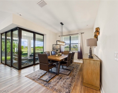 19563 Utopia Lane - Photo Thumbnail 22