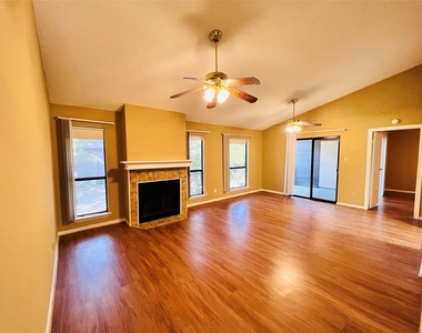 12755 Mill Ridge Drive - Photo Thumbnail 4
