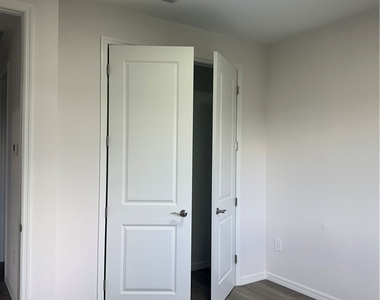 2329 Nw 27th Avenue - Photo Thumbnail 16