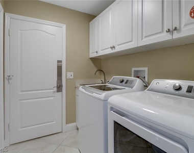 1466 Vintage Lane - Photo Thumbnail 19