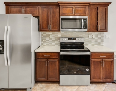 12850 Carrington Circle - Photo Thumbnail 2