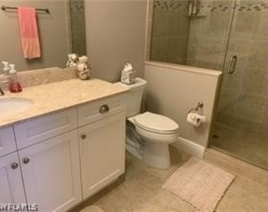 16390 Viansa Way - Photo Thumbnail 14