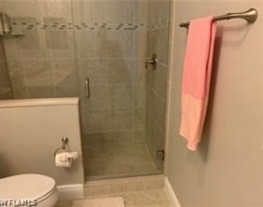 16390 Viansa Way - Photo Thumbnail 15