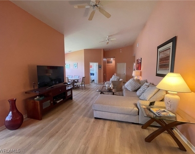 2021 Crestview Way - Photo Thumbnail 4