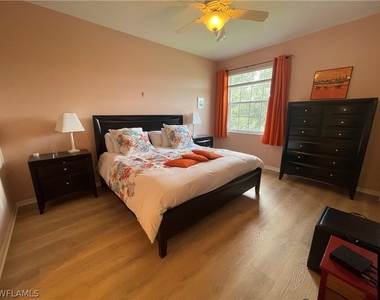 2021 Crestview Way - Photo Thumbnail 13