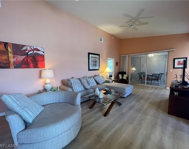 2021 Crestview Way - Photo Thumbnail 3