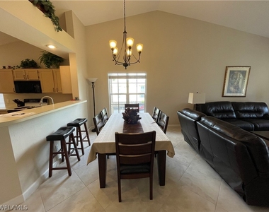 440 Wiggins Lake Court - Photo Thumbnail 10
