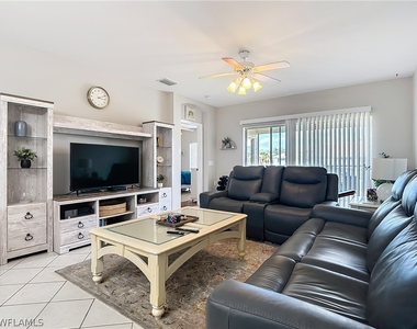 3015 Horizon Lane - Photo Thumbnail 13