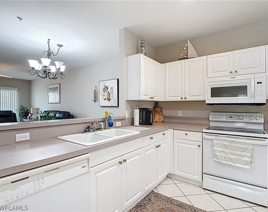 3015 Horizon Lane - Photo Thumbnail 4