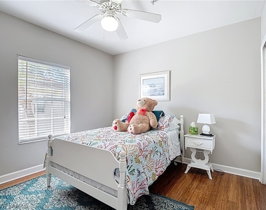 3015 Horizon Lane - Photo Thumbnail 17