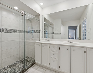 2700 Lantern Lane - Photo Thumbnail 30