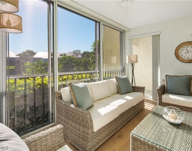 776 Willowbrook Drive - Photo Thumbnail 1