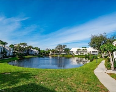 784 Willowbrook Drive - Photo Thumbnail 16