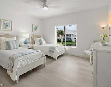 784 Willowbrook Drive - Photo Thumbnail 9