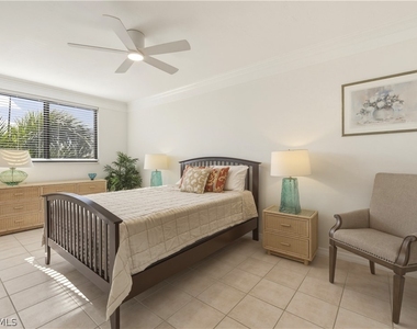 801 River Point Drive - Photo Thumbnail 15