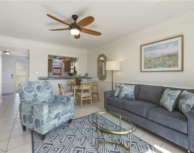 801 River Point Drive - Photo Thumbnail 10